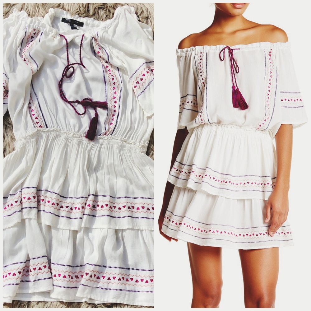 NWT Romeo & Juliet Couture Embroidered Dress